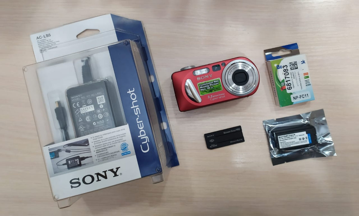 Sony Cyber-Shot DSC-P8 красный цифровой фотоаппарат – Retrocam