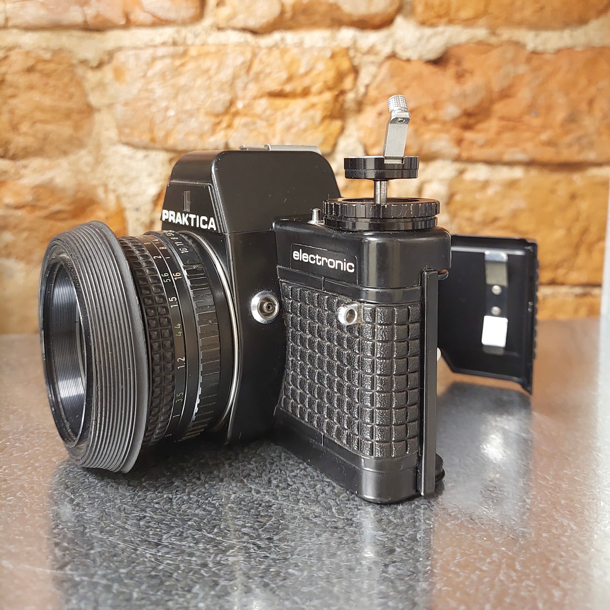 Praktica B100 зеркальный пленочный фотоаппарат – Retrocam
