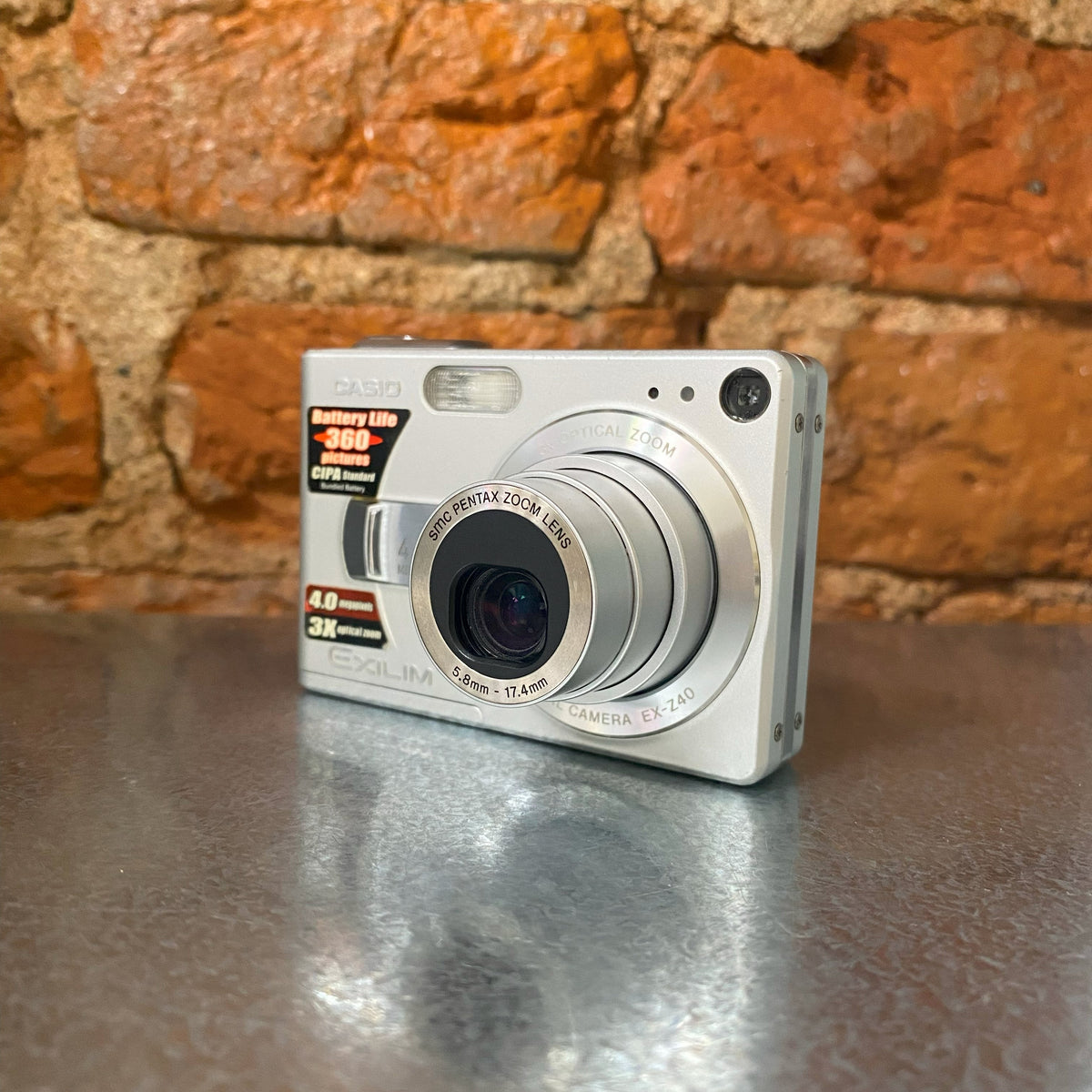 Casio Exilim EX-Z40 цифровой фотоаппарат белый – Retrocam