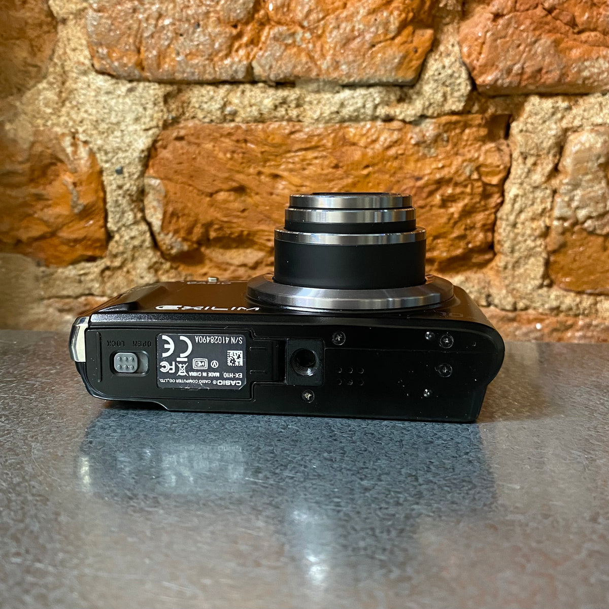 Casio Exilim Hi-Zoom EX-H10 черный цифровой фотоаппарат – Retrocam