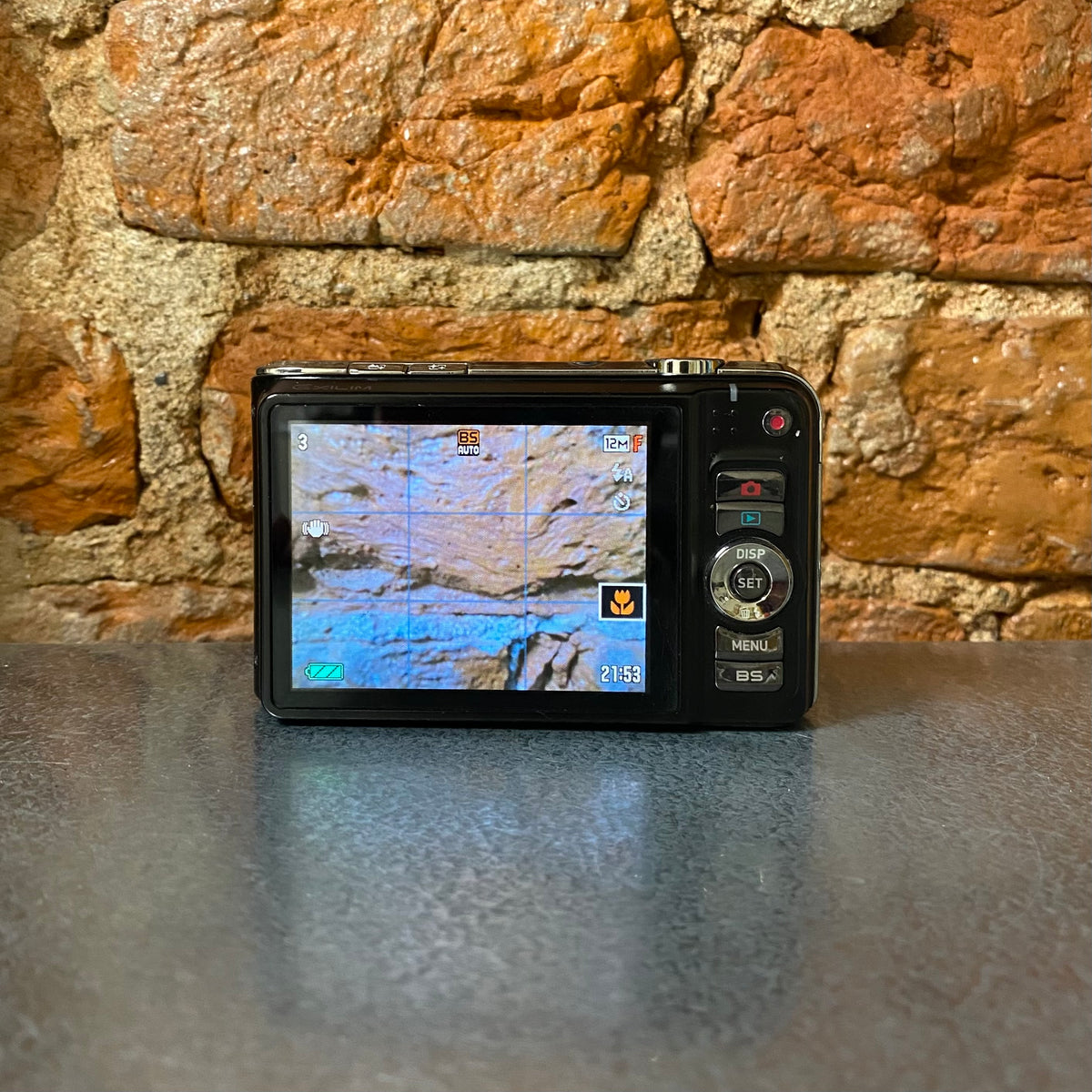 Casio Exilim Hi-Zoom EX-H10 черный цифровой фотоаппарат – Retrocam