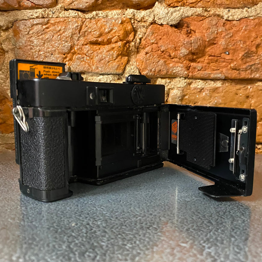 Konica C35 EF 2.8 пленочный фотоаппарат