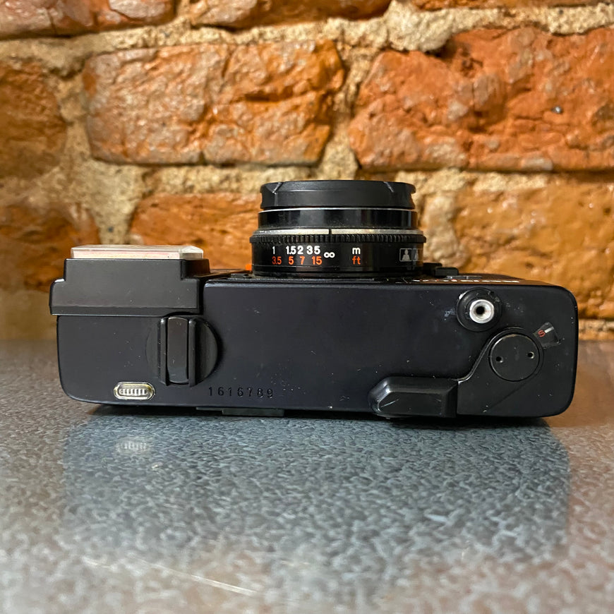 Konica C35 EF 2.8 пленочный фотоаппарат