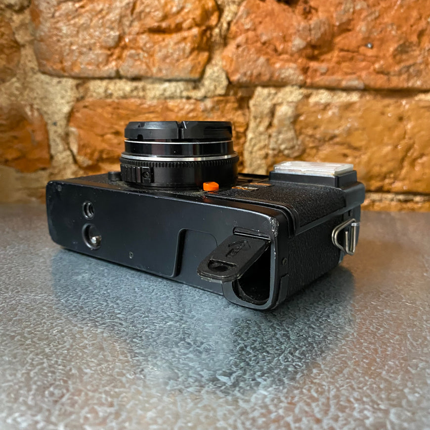 Konica C35 EF 2.8 пленочный фотоаппарат