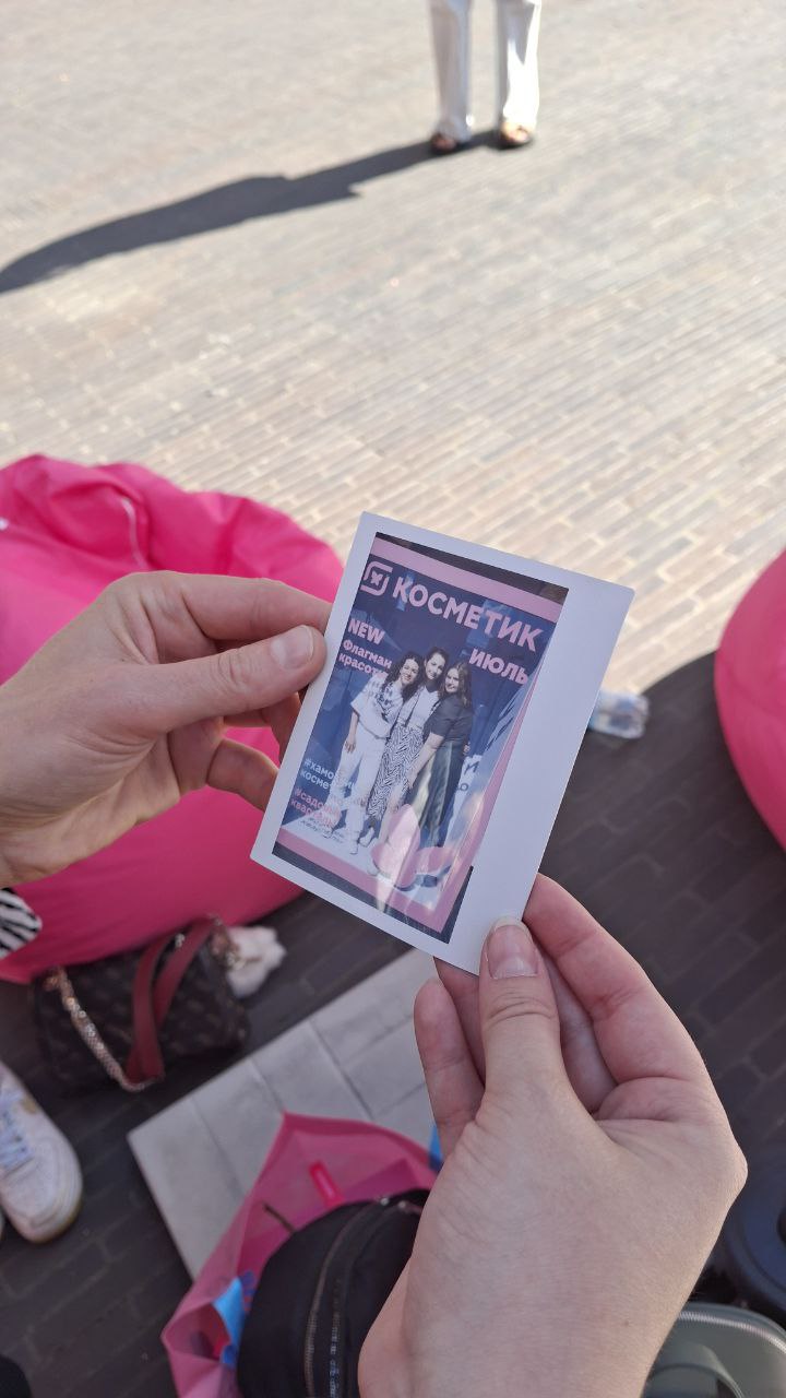 Дина Хван Polaroid Instax фотограф на праздник