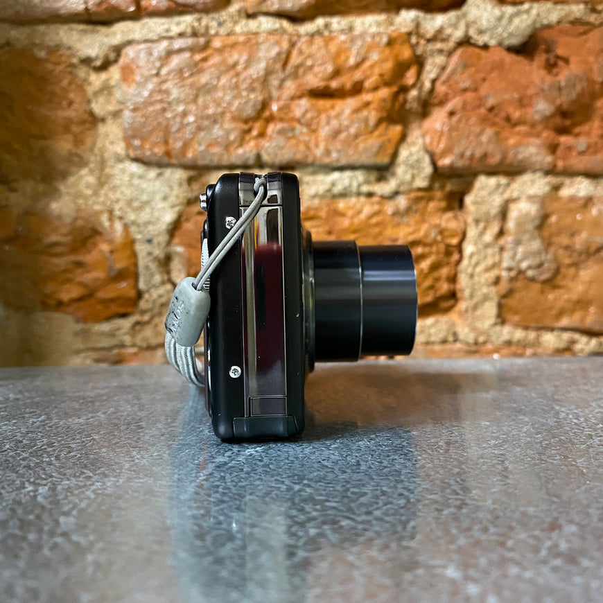 Sony Cyber-Shot DSC-W150 черный цифровой фотоаппарат