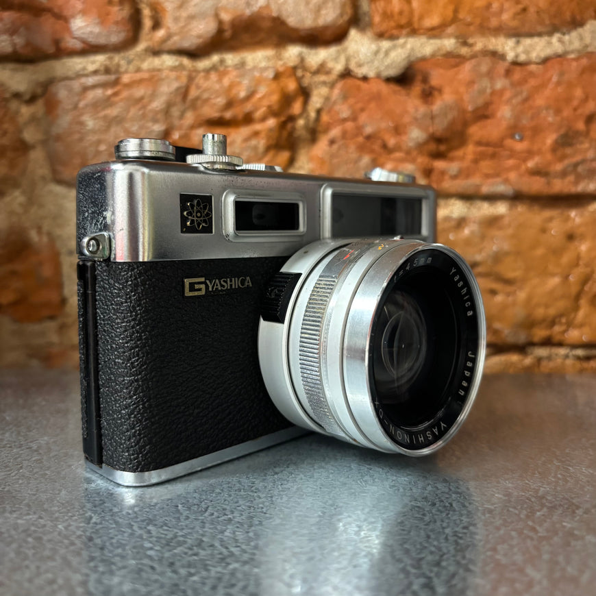 Yashica Electro 35GS + адаптер пленочный фотоаппарат