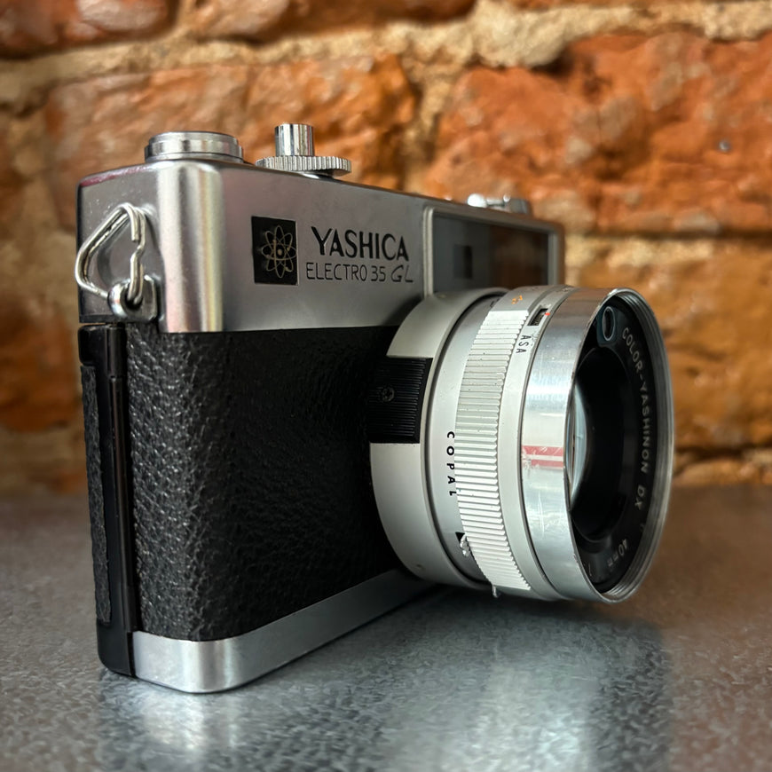 Yashica Electro 35 GL 1.7 пленочный фотоаппарат