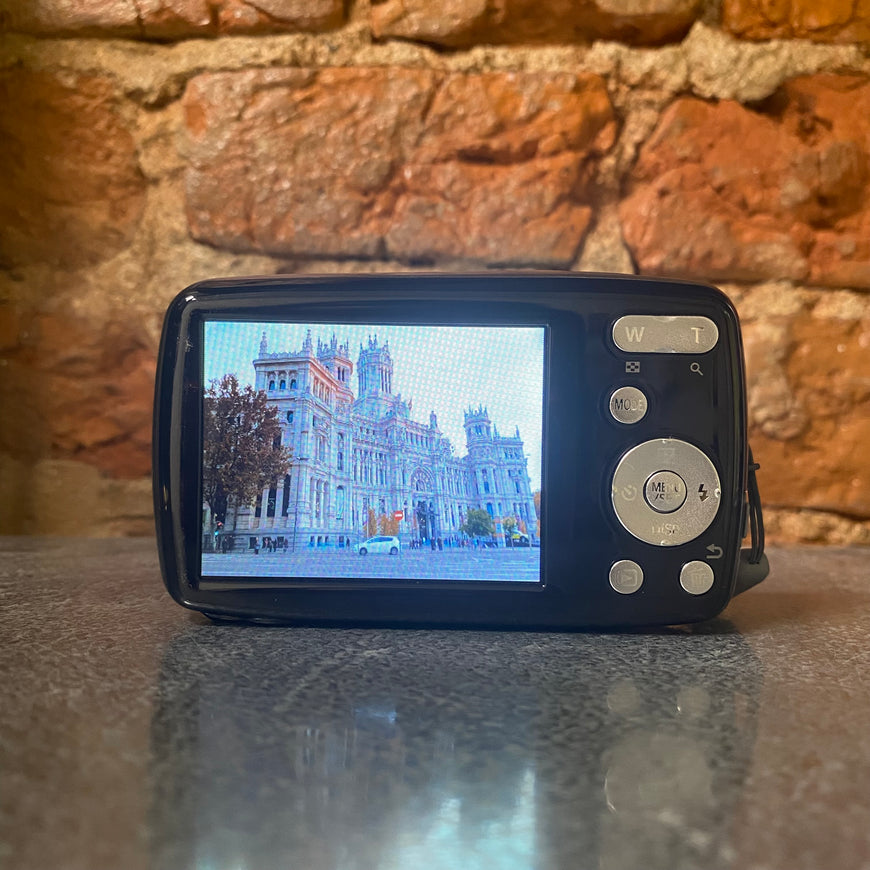 Panasonic Lumix DMC-S3 черный цифровой фотоапппарат
