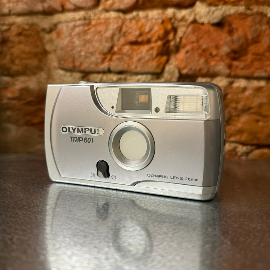 Olympus Trip 601 пленочный фотоаппарат