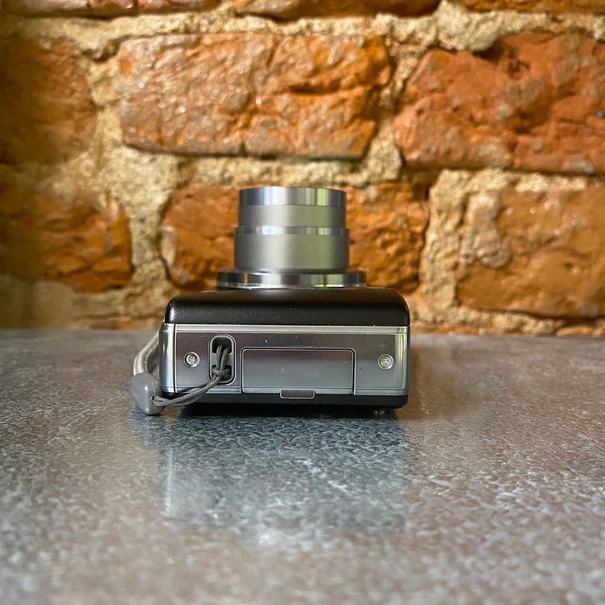 Panasonic Lumix DMC-TZ18 черный цифровой фотоаппарат
