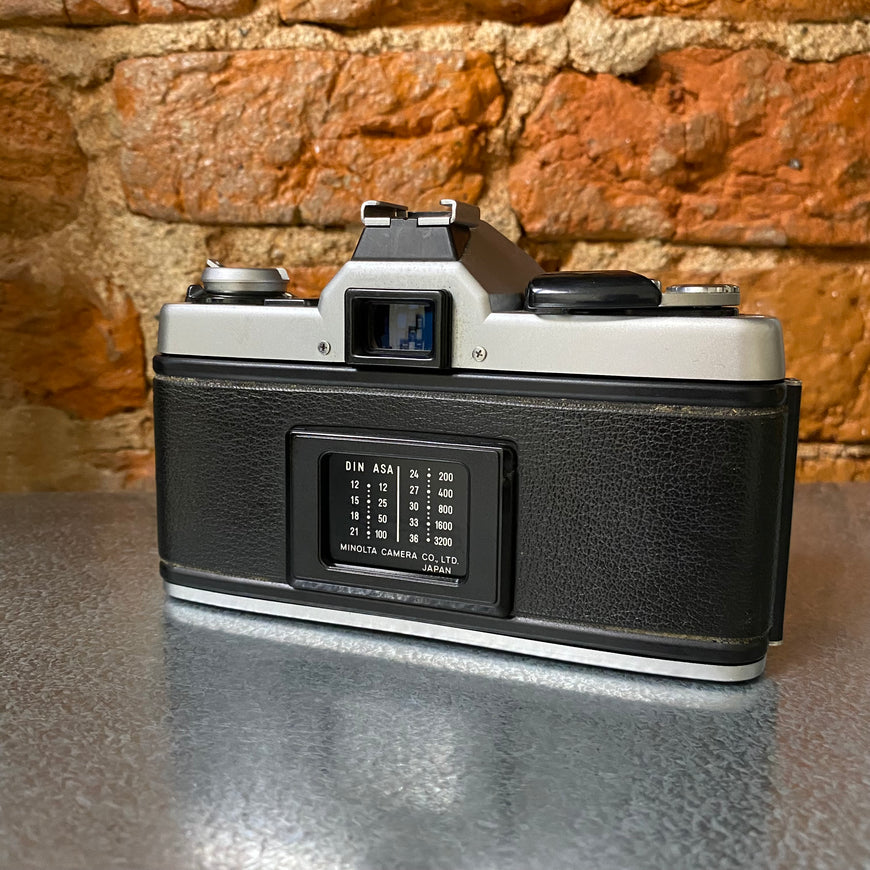 Minolta XG-E MD 50mm 1.7 зеркальный пленочный фотоаппарат