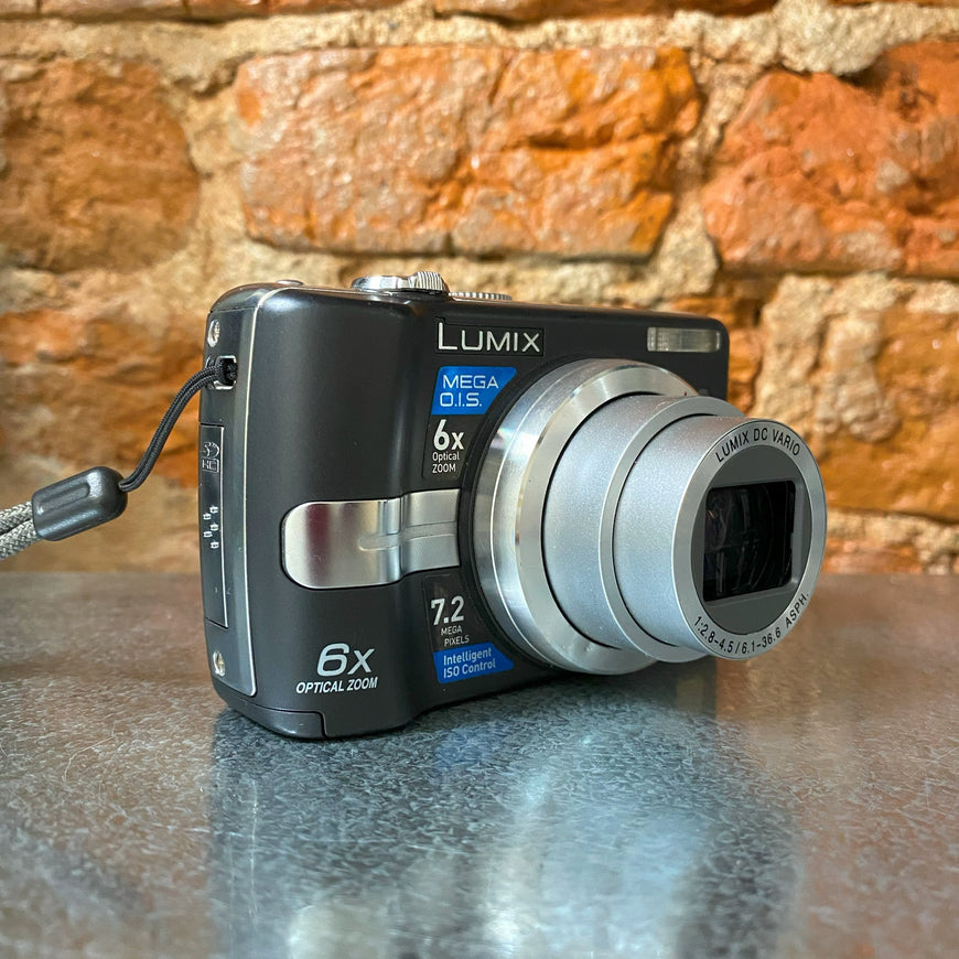 Panasonic Lumix DMC-LZ7 цифровой фотоаппарат