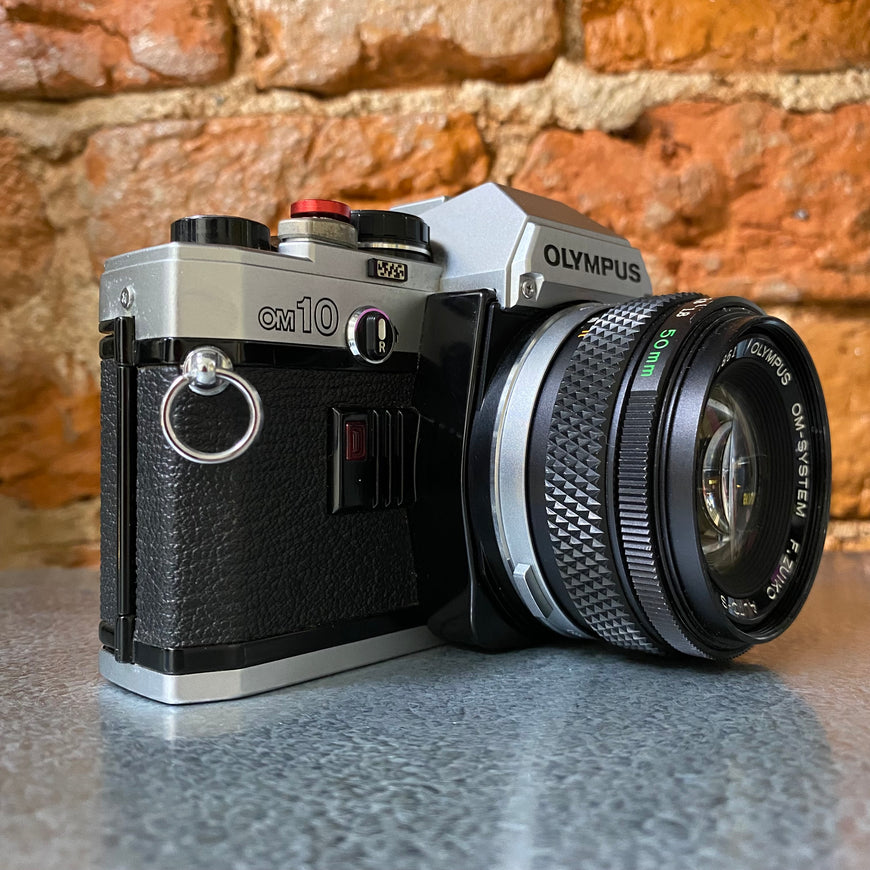 Olympus OM10 F.ZUIKO 1.8 50mm пленочный мануальный фотоаппарат