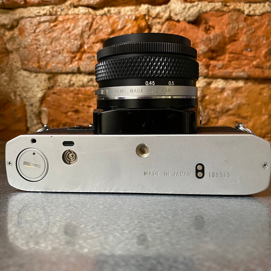 Olympus OM10 F.ZUIKO 1.8 50mm пленочный мануальный фотоаппарат