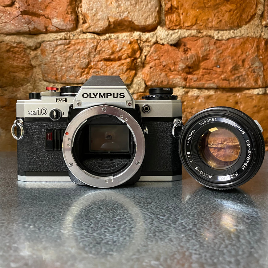 Olympus OM10 F.ZUIKO 1.8 50mm пленочный мануальный фотоаппарат