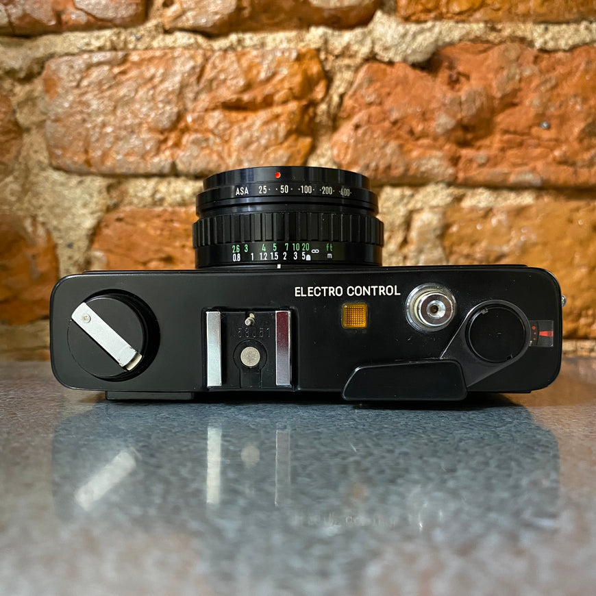 Minolta HI-MATIC E пленочный фотоаппарат дальномерный