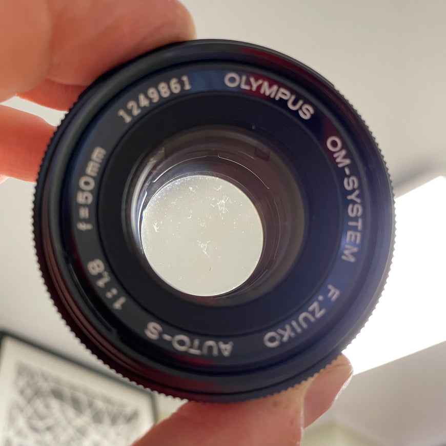 Olympus OM10 F.ZUIKO 1.8 50mm пленочный мануальный фотоаппарат