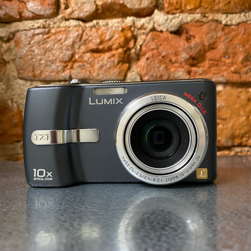 Panasonic DMC-TZ1 цифровой компакт отличная сохранность