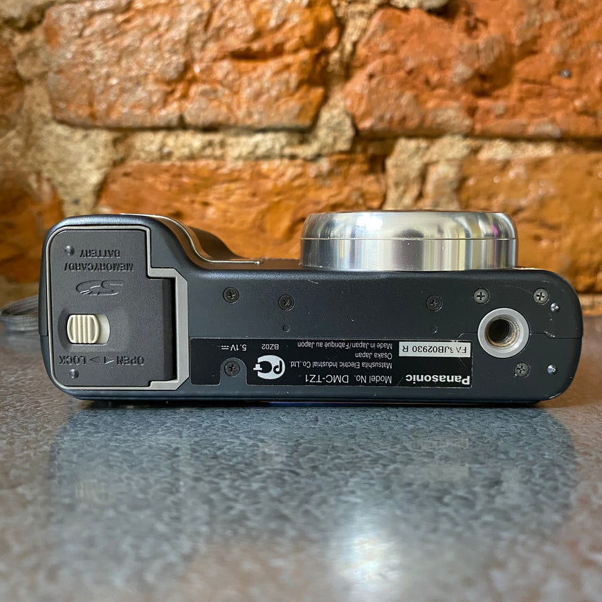 Panasonic DMC-TZ1 цифровой компакт отличная сохранность