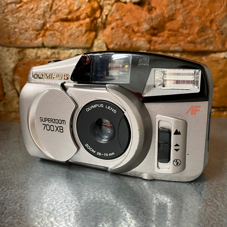Olympus Accura Zoom XB 700 пленочный фотоаппарат