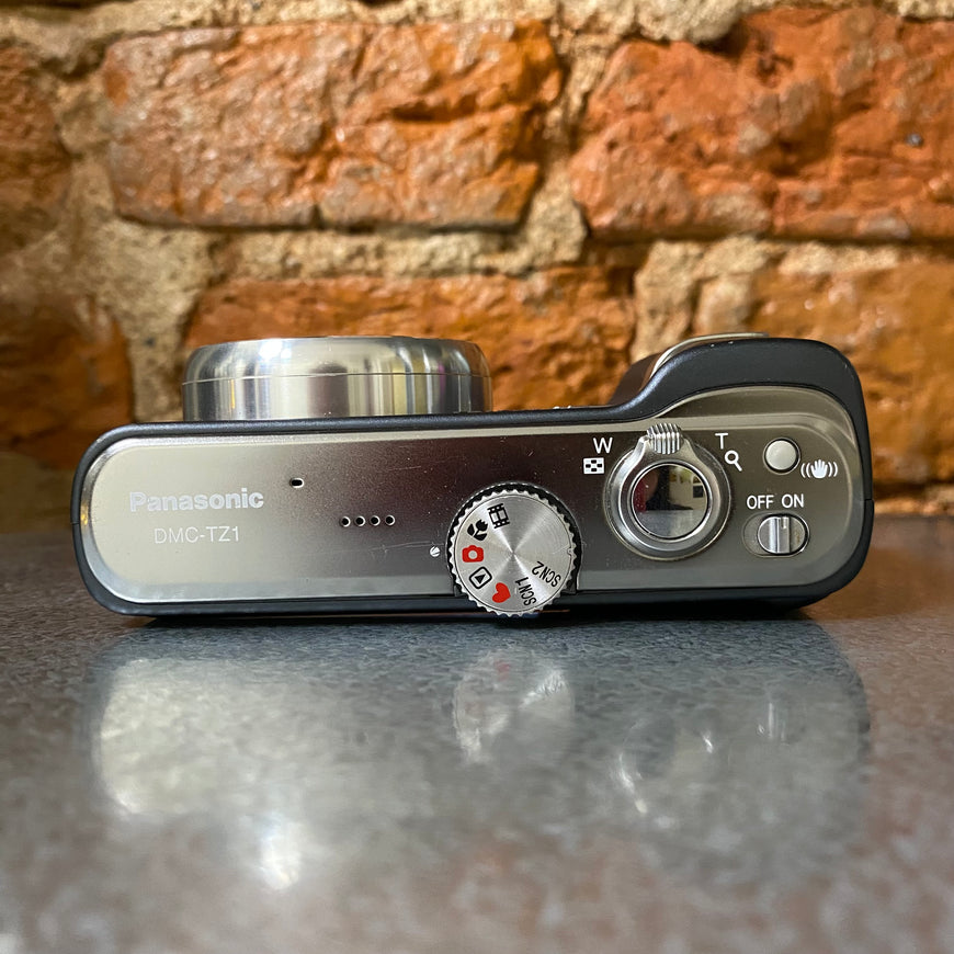 Panasonic DMC-TZ1 цифровой компакт отличная сохранность