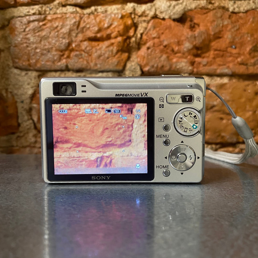 Sony Cyber-Shot DSC-W80 серебро цифровой фотоаппарат