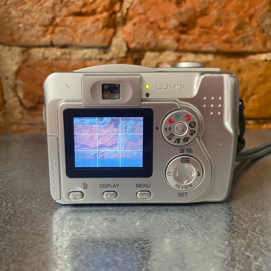 Panasonic Lumix DMC-LC50 цифровой фотоаппарат