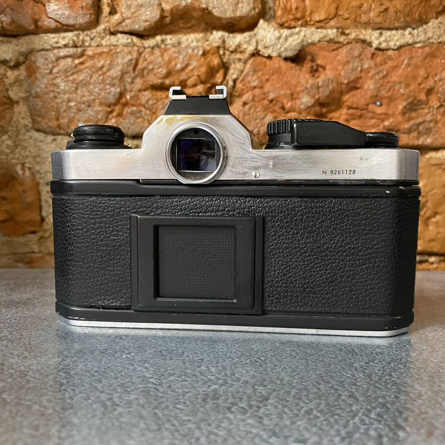 Nikon FM2 Nikkor 50 mm 1.4 зеркальный пленочный фотоаппарат