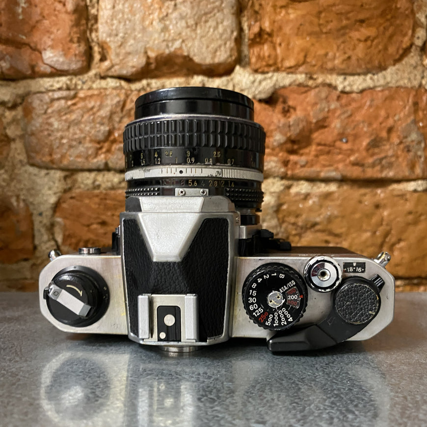 Nikon FM2 Nikkor 50 mm 1.4 зеркальный пленочный фотоаппарат