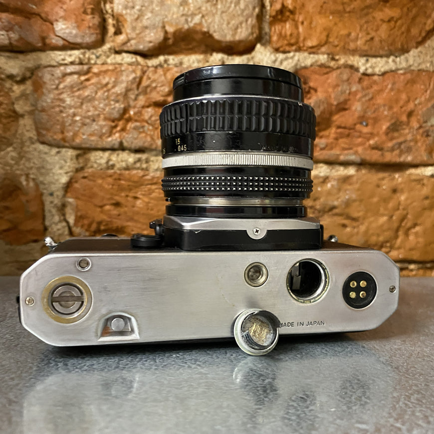 Nikon FM2 Nikkor 50 mm 1.4 зеркальный пленочный фотоаппарат