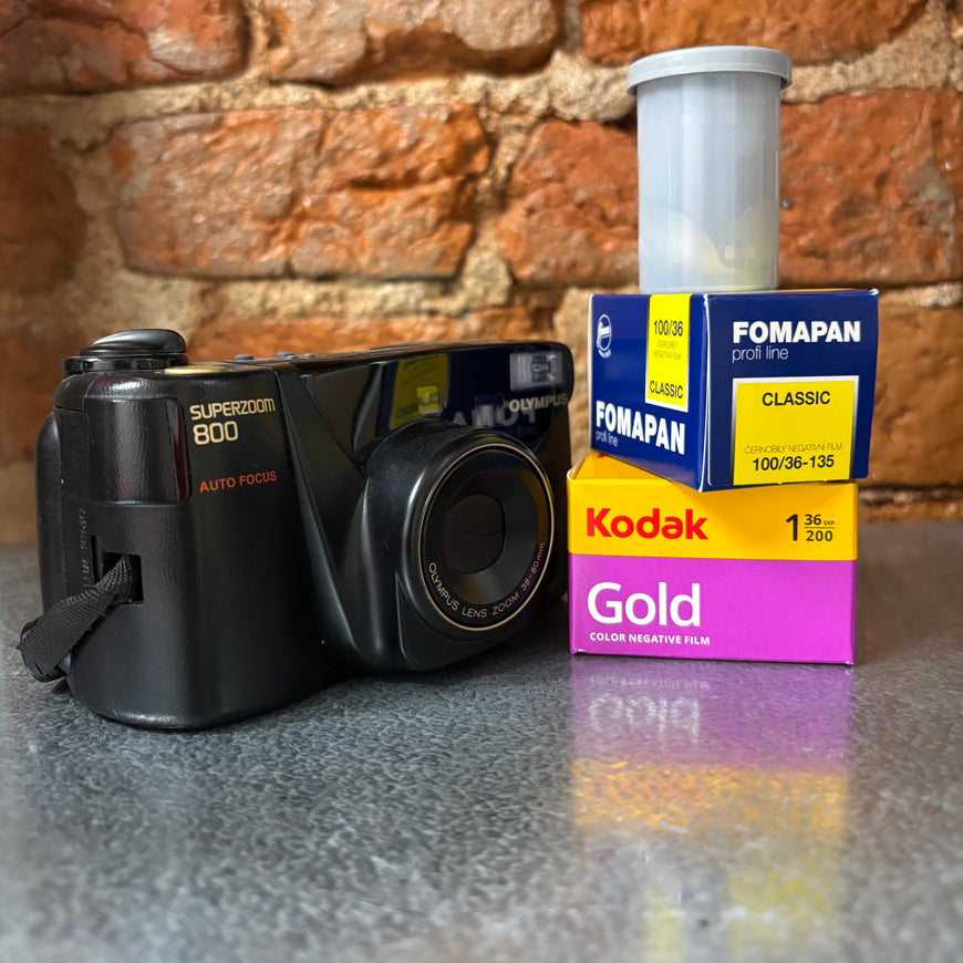 Olympus Superzoom 800 + 3 плёнки набор