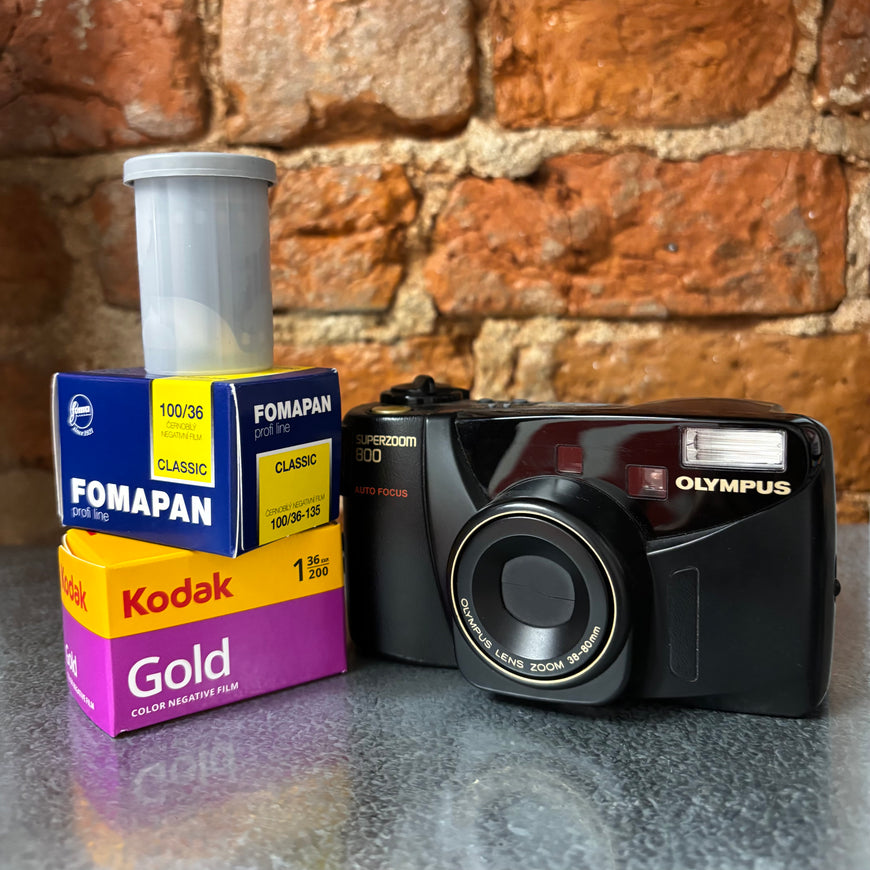 Olympus Superzoom 800 + 3 плёнки набор