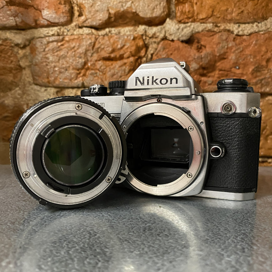 Nikon FM2 Nikkor 50 mm 1.4 зеркальный пленочный фотоаппарат
