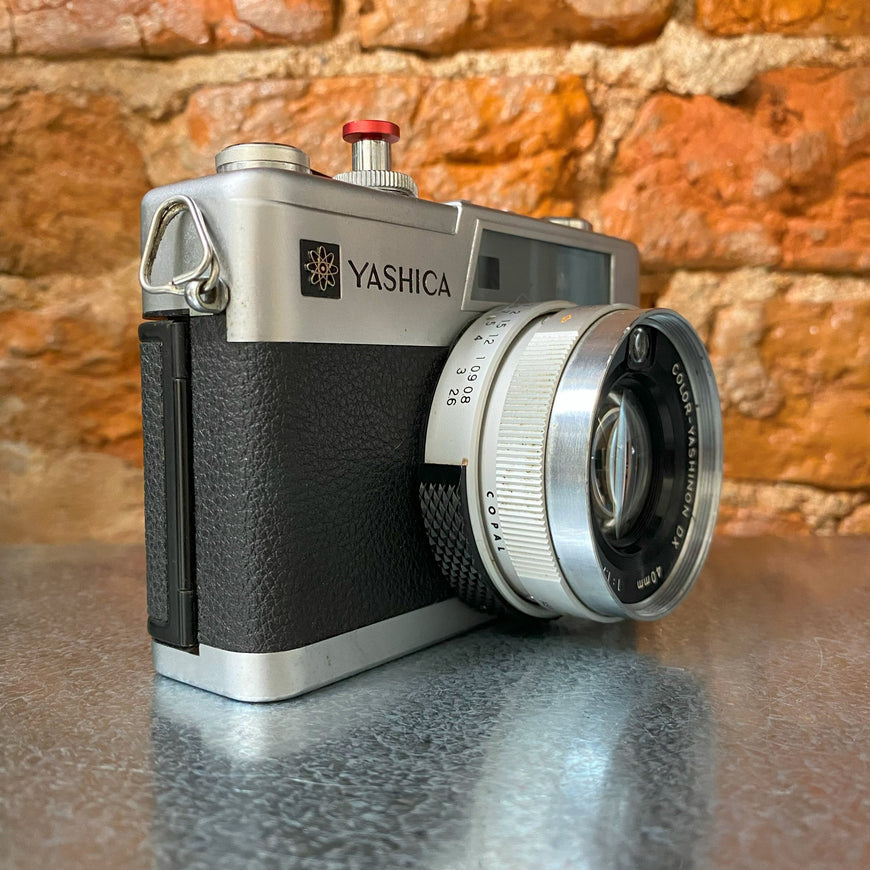 Yashica Electro 35 GX пленочный фотоаппарат