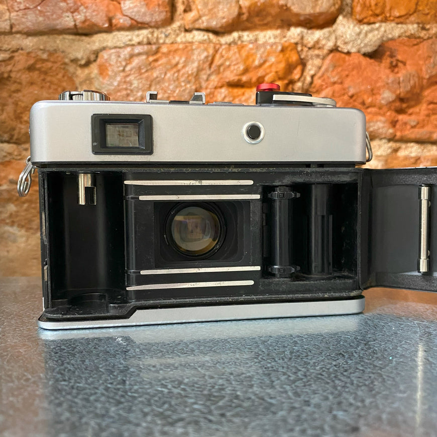 Yashica Electro 35 GX пленочный фотоаппарат