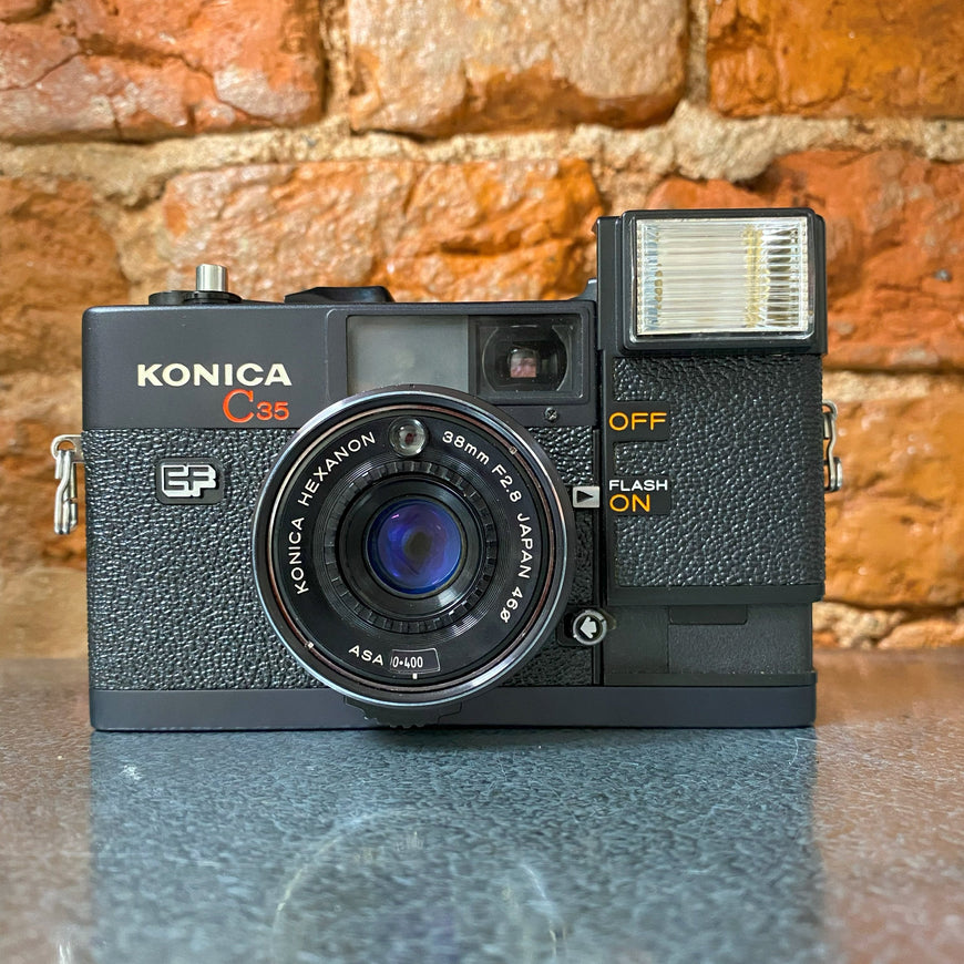 Konica C35 EF 2.8 пленочный фотоаппарат