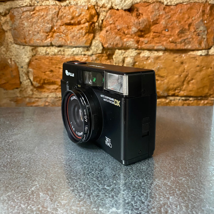 Fuji Auto-8 QD пленочный фотоаппарат