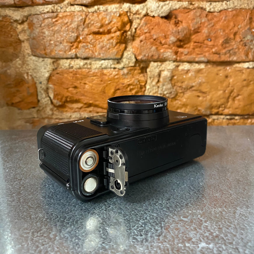 Fuji Auto-8 QD пленочный фотоаппарат