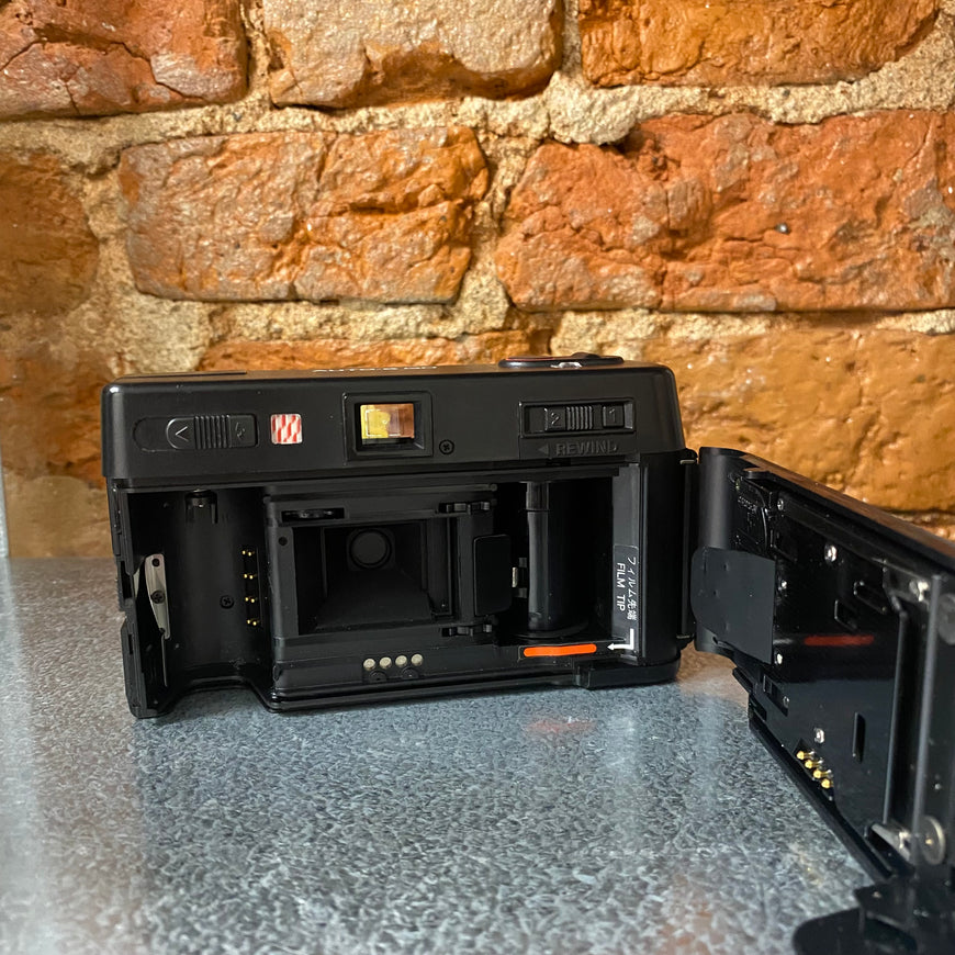 Fuji Auto-8 QD пленочный фотоаппарат