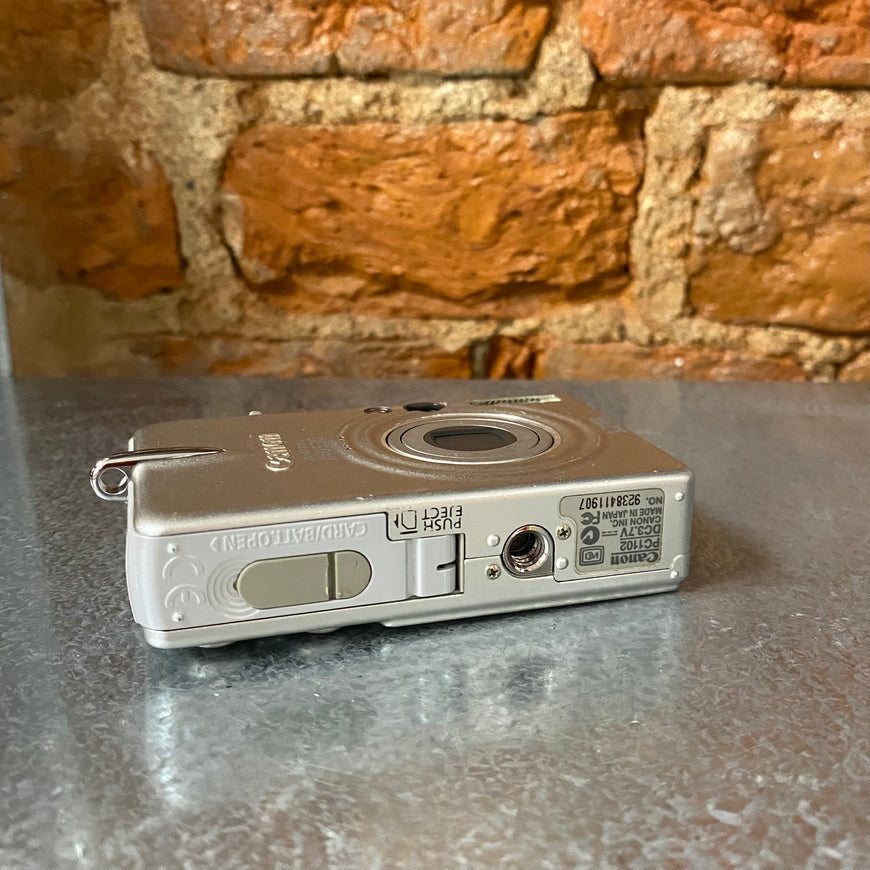 Canon IXUS 30 цифровой фотоаппарат