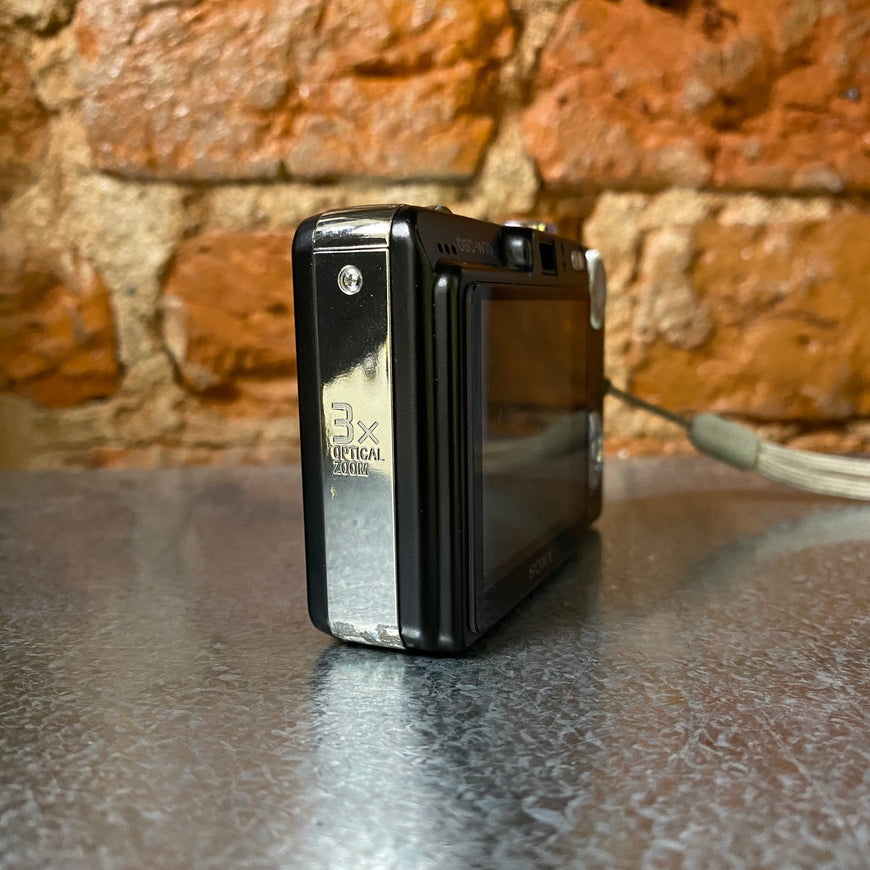 Sony Cyber-shot DSC-W70 черный цифровой фотоаппарат