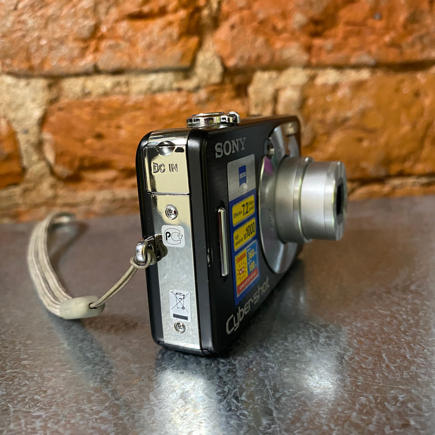 Sony Cyber-shot DSC-W70 черный цифровой фотоаппарат