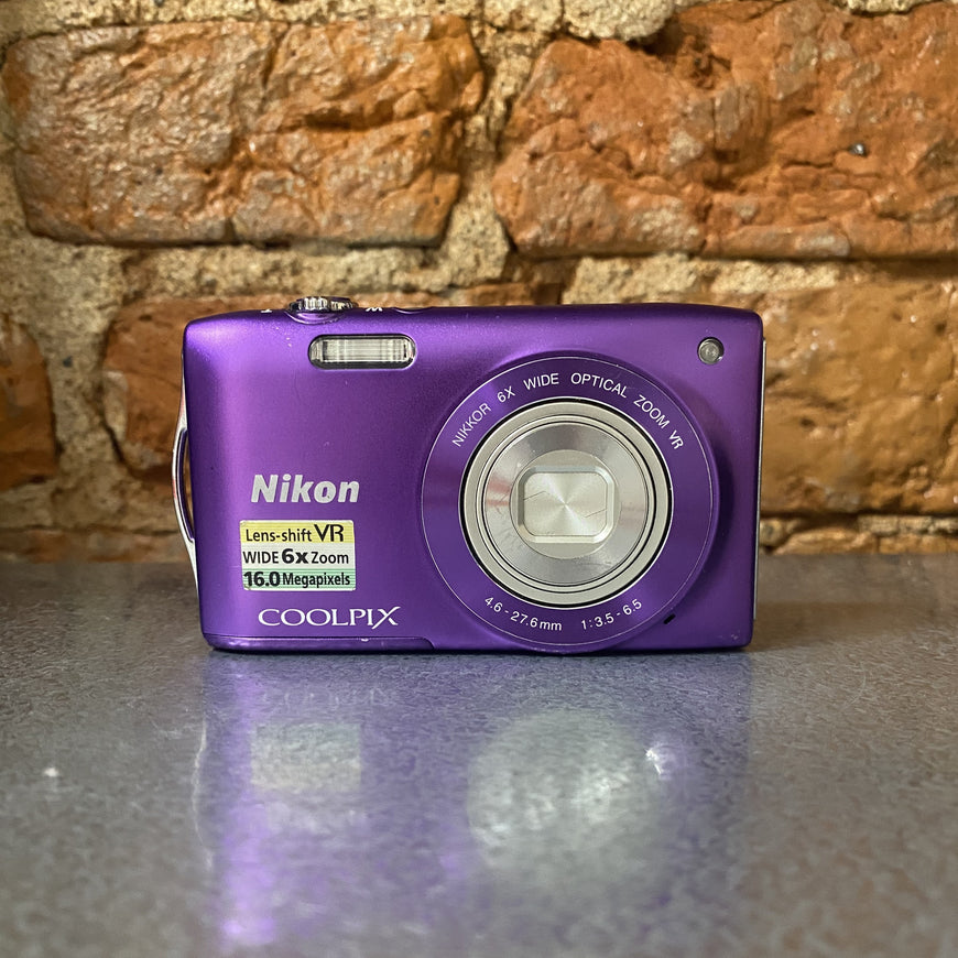 Nikon Coolpix S3300 фиолетовый цифровой фотоаппарат