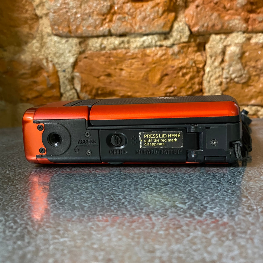 Panasonic SDR-SW20 хэндикэм видеокамера