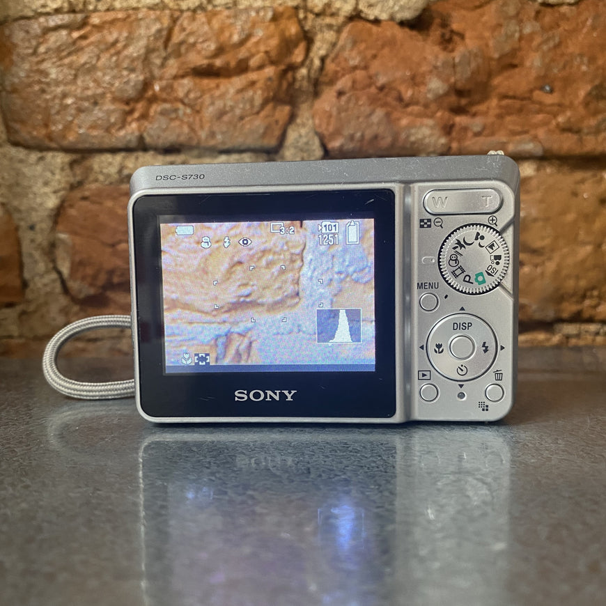 Sony Cyber-Shot DSC-S730 цифровой фотоаппарат