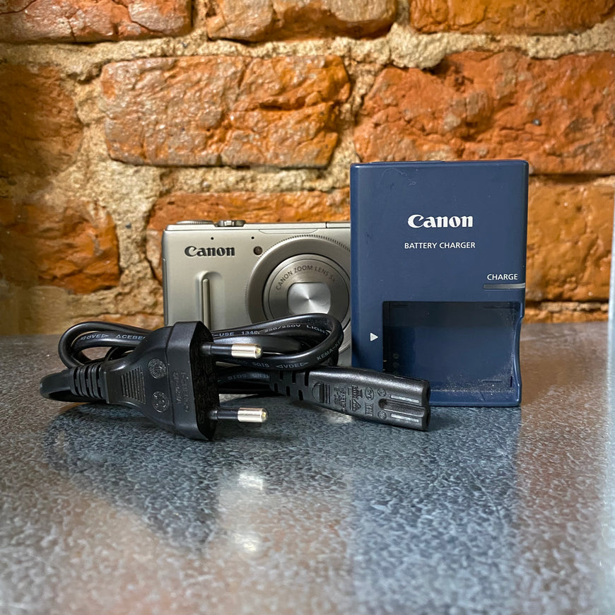 Canon PowerShot S100 полный комплект цифровой фотоаппарат