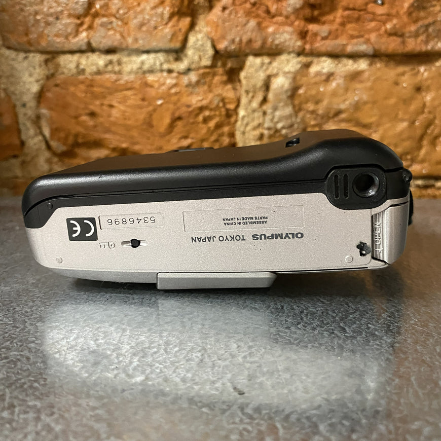 Olympus Superzoom 800s пленочный фотоаппарат