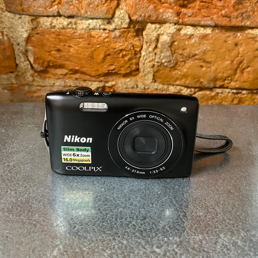 Nikon Coolpix S3200 черный цифровой фотоаппарат