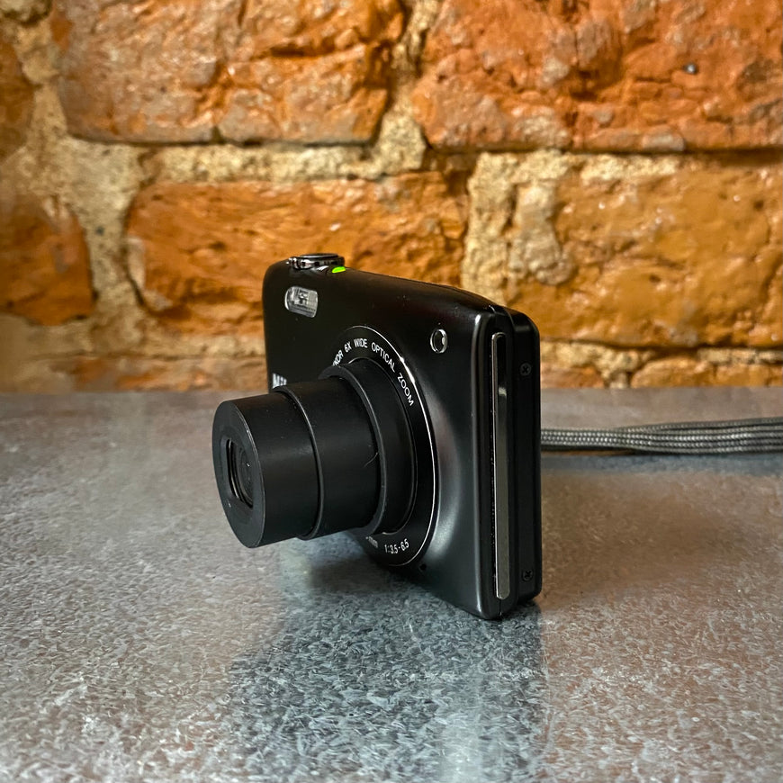 Nikon Coolpix S3200 черный цифровой фотоаппарат